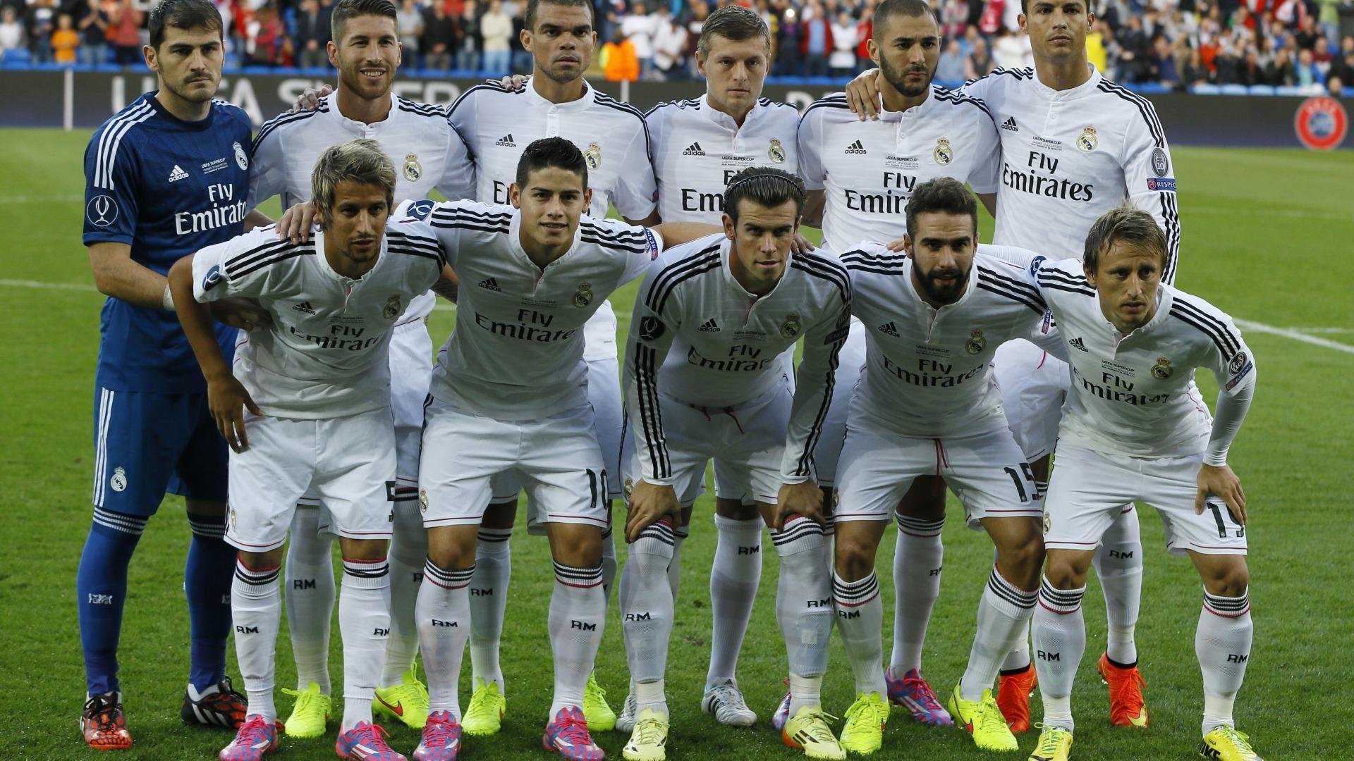 【现场互动】观众投票支持最精彩的击球瞬间，比赛现场投票